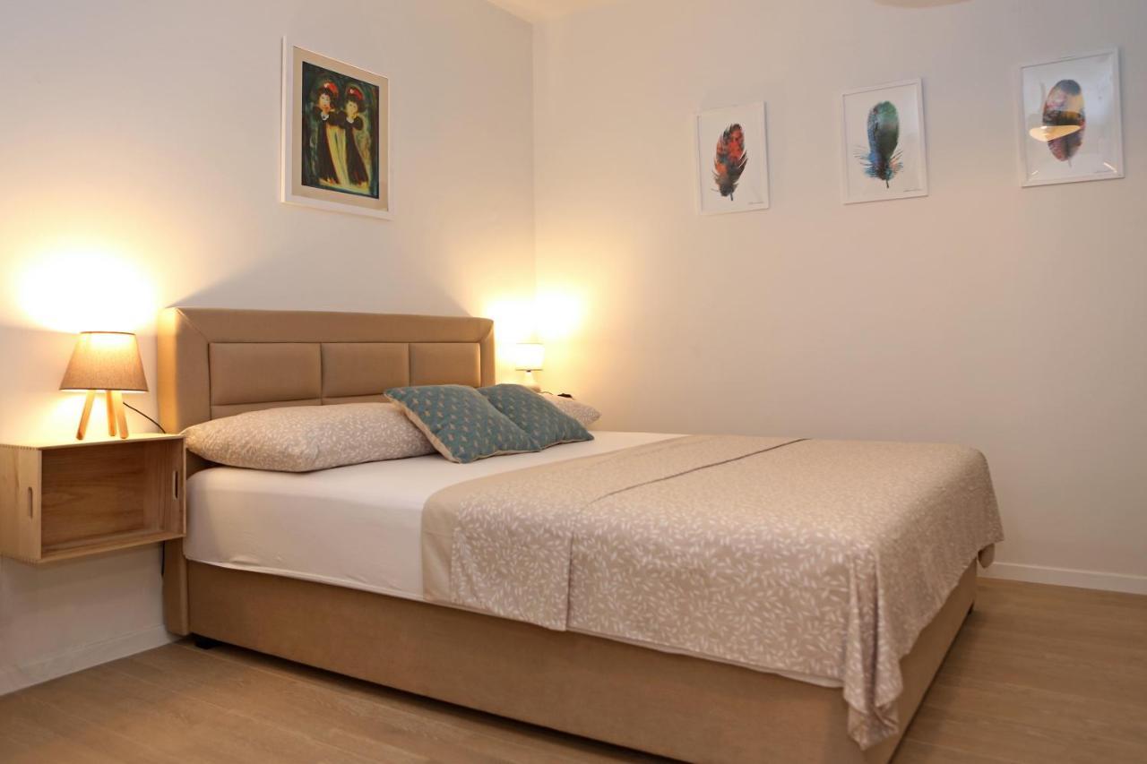 Camino With Parking Appartement